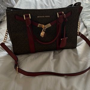 Michael kors purse
